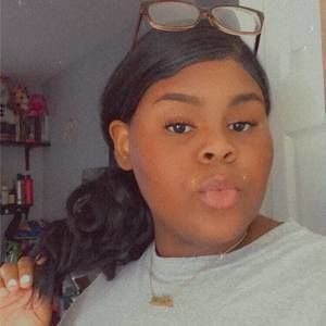 Meet your Posher, Alana